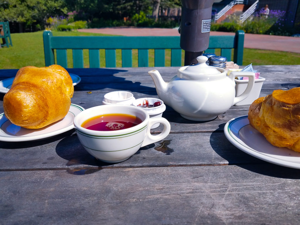 Tea and Popovers at Jordan Pond House