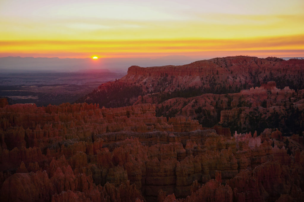 Sunrise at Sunset Point Bryce Canyon